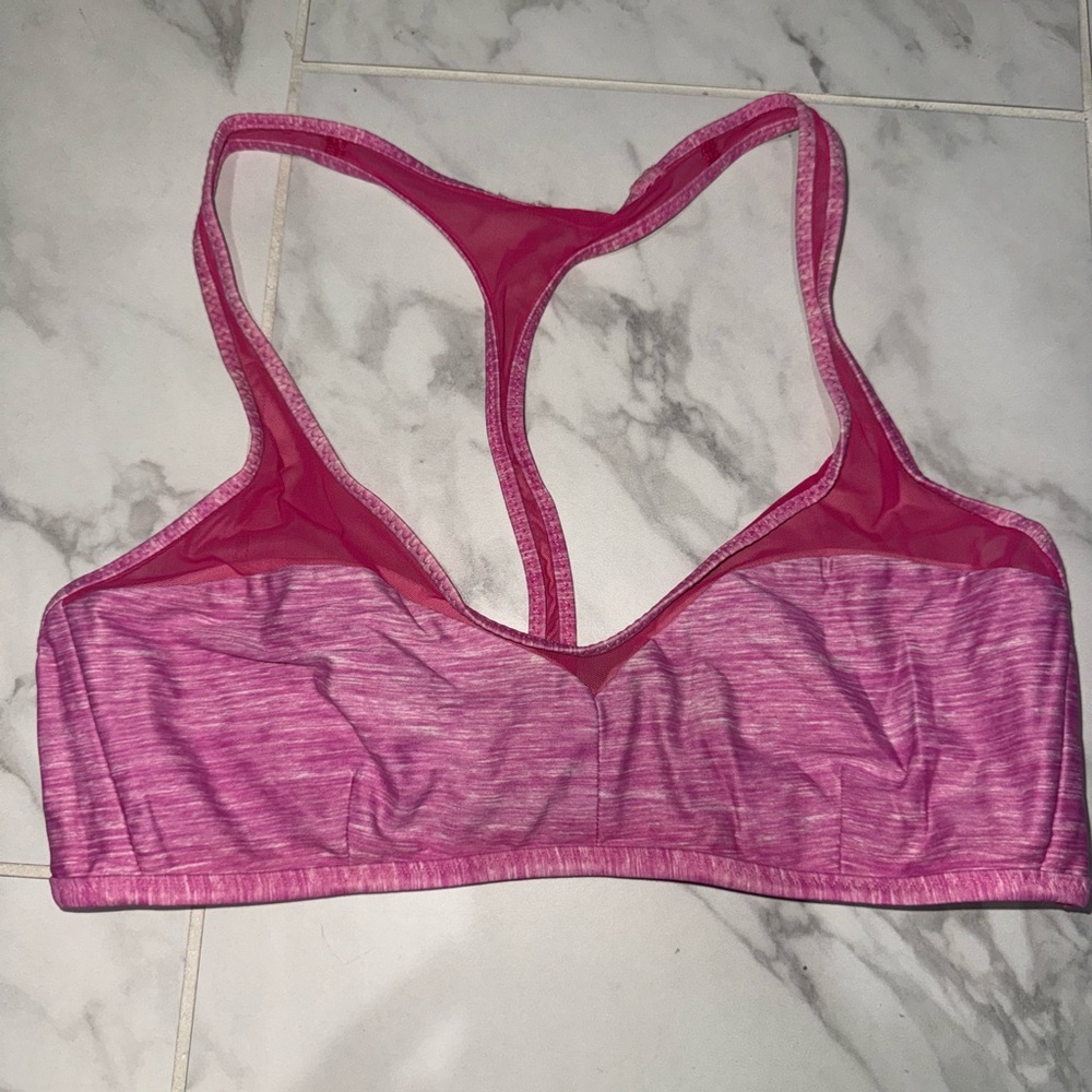 Lululemon women’s swim top